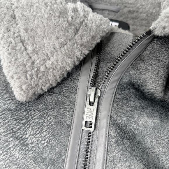 New Frye Women's Sarah Faux Shearling Vest Size S - Picture 6 of 10